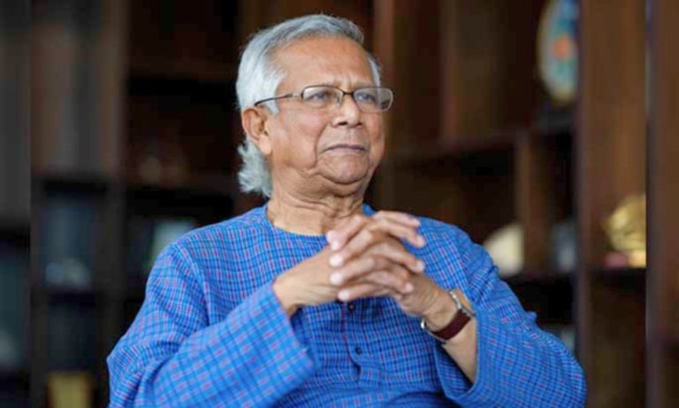 ড. মুহাম্মদ ইউনূস: বঙ্গভবন নাকি প্যারিস—কোথায় তার পরবর্তী গন্তব্য?