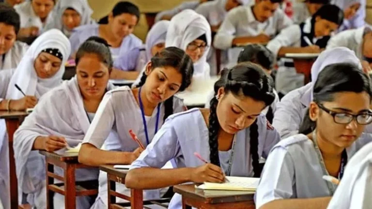 এসএসসি ও সমমানের ফল প্রকাশ সোমবার সকাল ১০টায়