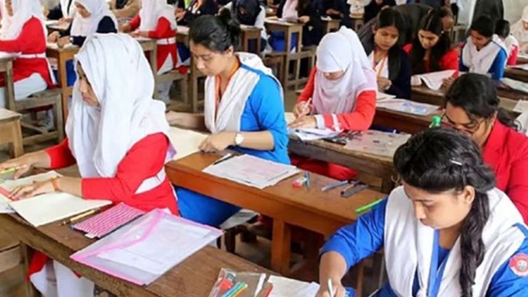 চট্টগ্রাম বোর্ডের স্থগিত এইচএসসি ও সমমান পরীক্ষা ২৭ জুলাই: আন্তঃশিক্ষা বোর্ড