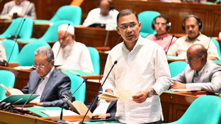 গ্যাস সংকট মোকাবিলায় ১৫০ কূপ খনন ও নতুন এলএনজি টার্মিনালের পরিকল্পনা: প্রধানমন্ত্রী